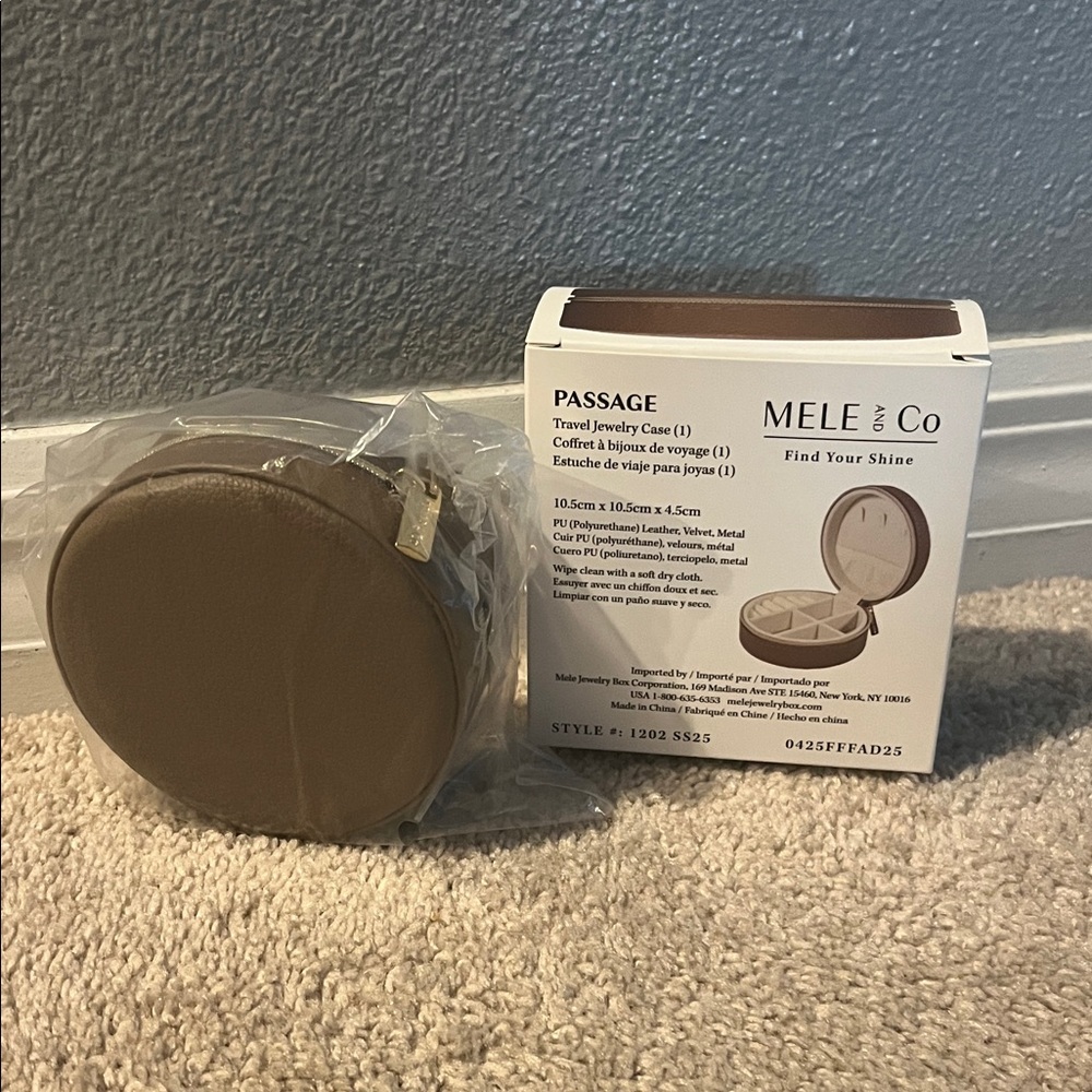Mele & Co. Brown Travel Jewelry Case